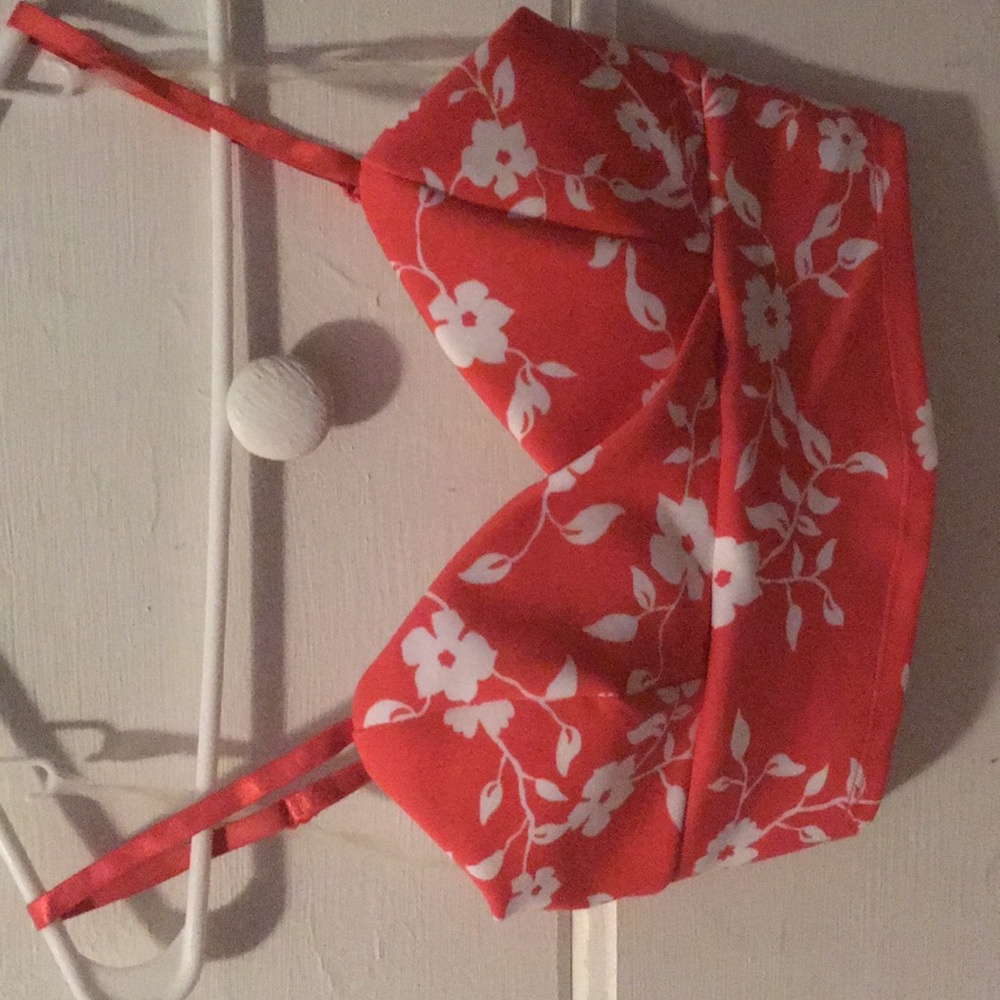 Coral half top